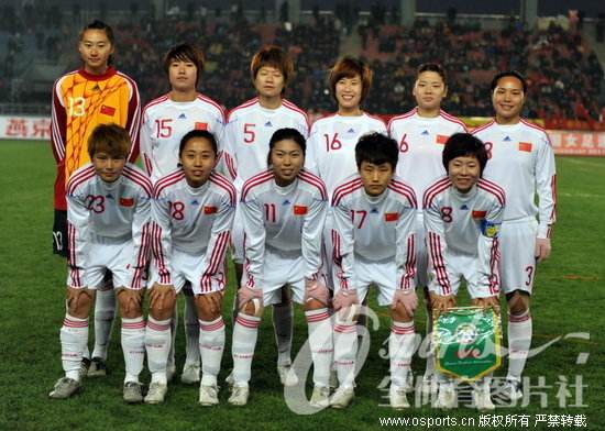 四国赛女足夺冠(中国女足4比0胜法国夺冠)