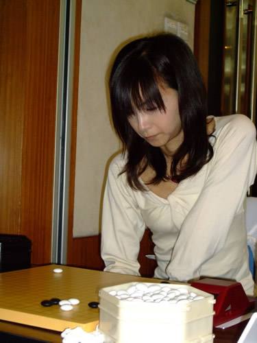 梅泽由香里(梅泽由香里围棋)