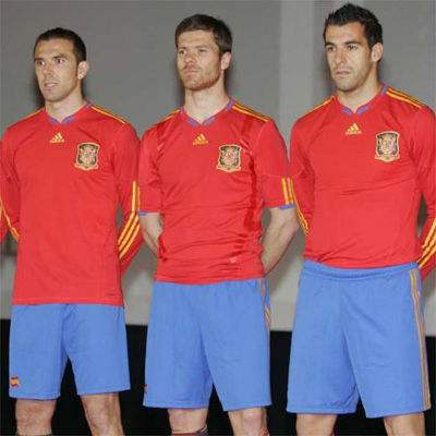 西班牙队服(西班牙队服logo)