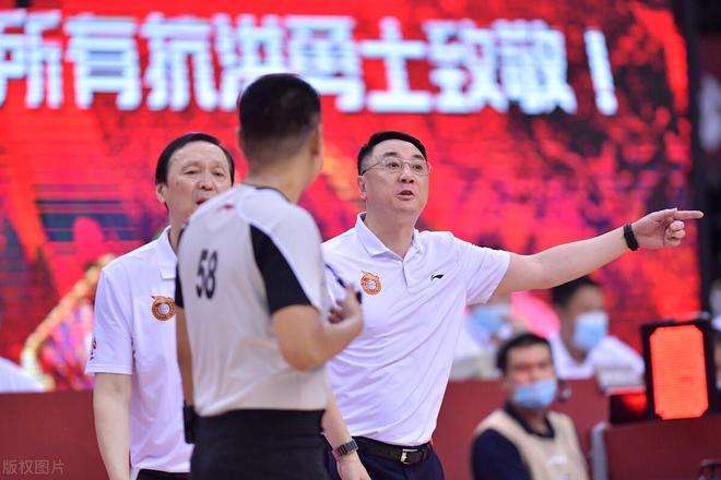 上海男篮主教练(上海男篮主教练刘炜)