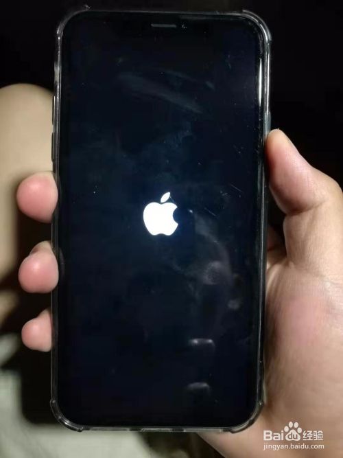 苹果11怎么把屏幕调成黑色(苹果11手机怎么把屏幕调成黑色)