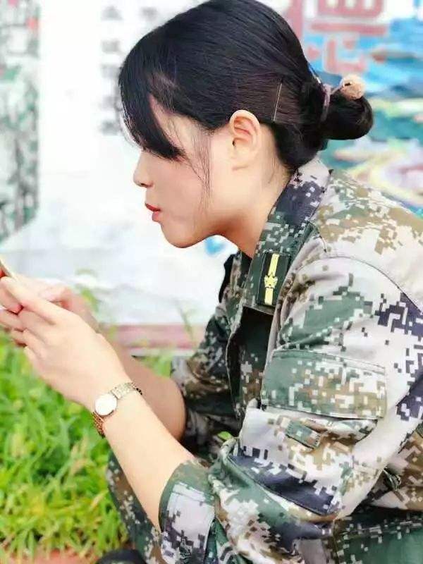 女生最残酷体能训练视频(痛苦体能训练视频)