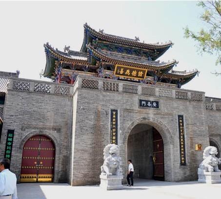 家里大门楼字怎么写(家里大门楼字怎么写图片)